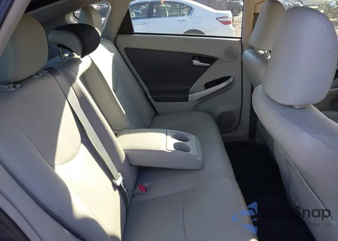 2011 Toyota Prius Five z USA, uszkodzony, nr VIN JTDKN3DU0B1409511